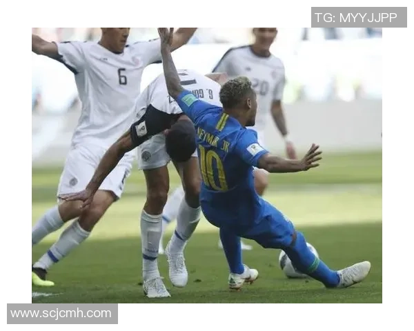 哪个足球明星因假摔而饱受争议他的行为对比赛影响几何